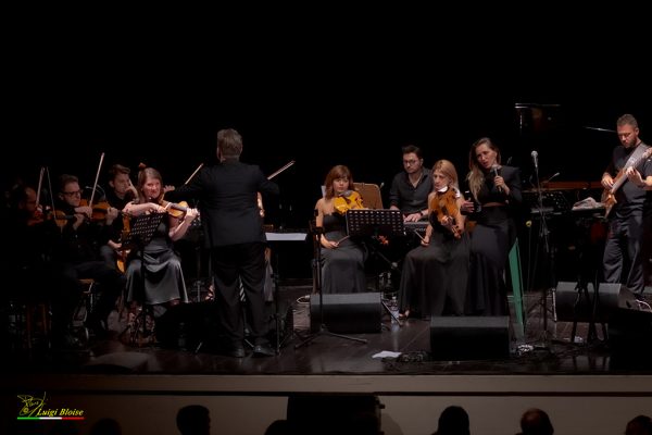 Serena Brancale Meets Angelo Valori & Medit Orchestra 24/6/22 - Foto di Luigi Bloise